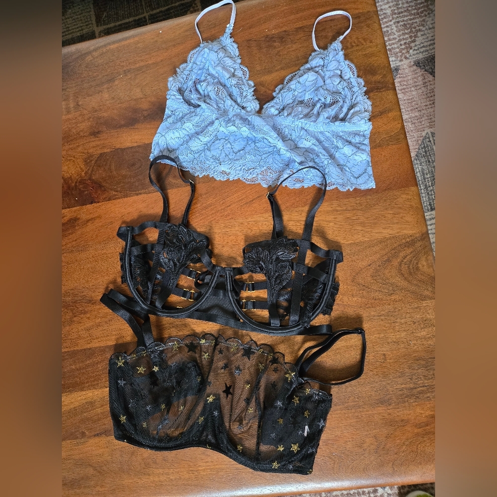 Elegant Lace Bra Set